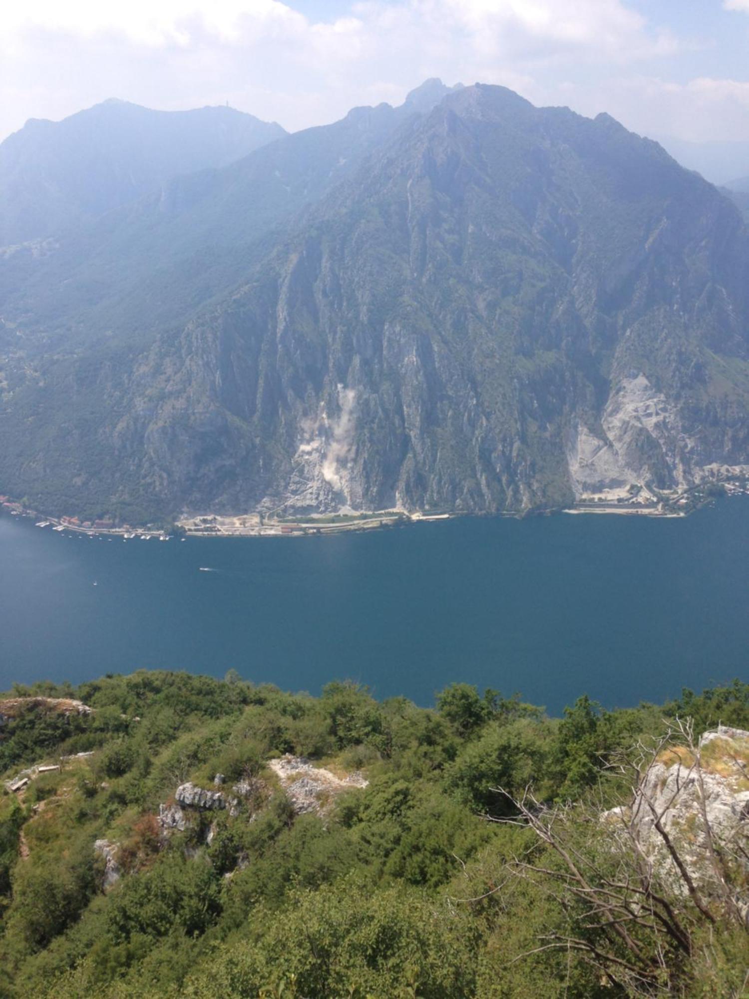 Montebello Lake Lecco Exteriér fotografie